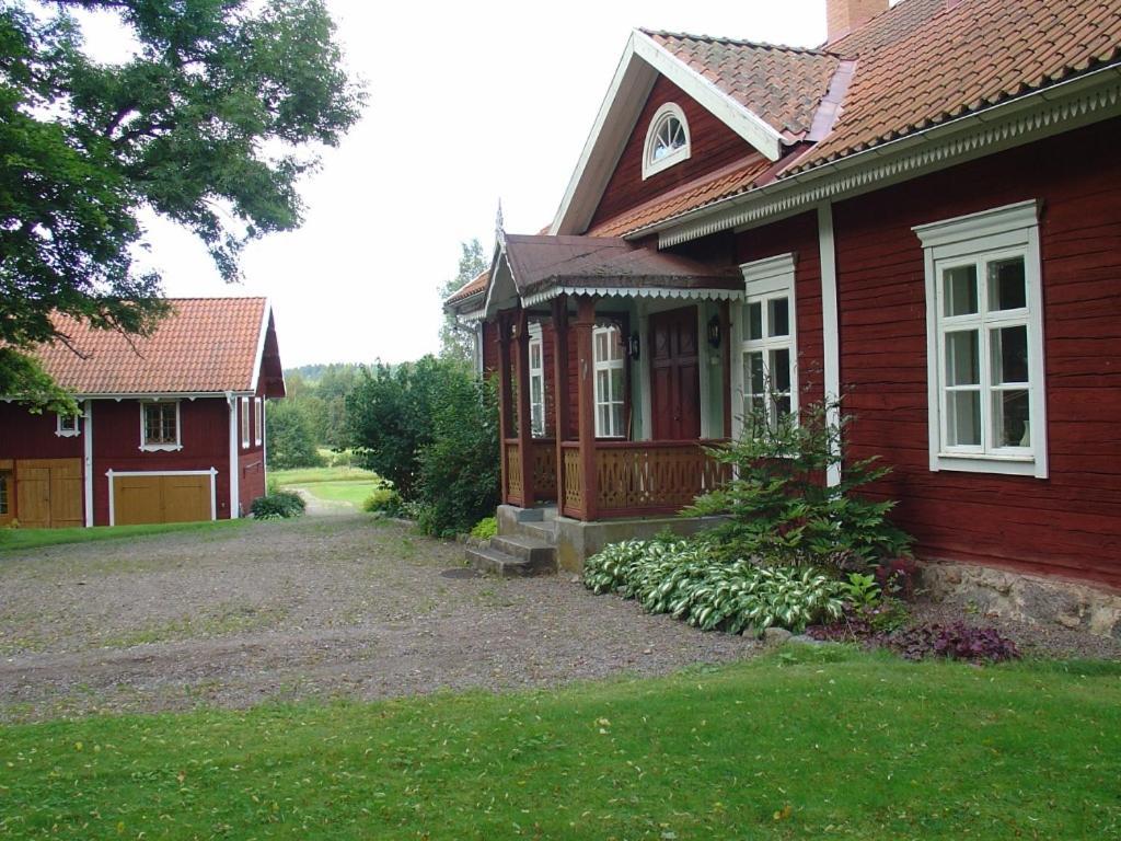 Bjorka Storgard B&B Motala Exterior photo